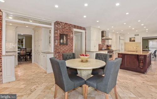 315 Maple Ave, Haddonfield NJ 08033-1438 exterior