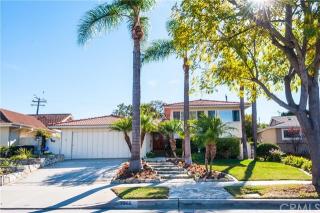 2866 230th St, Torrance, CA 90505-2814
