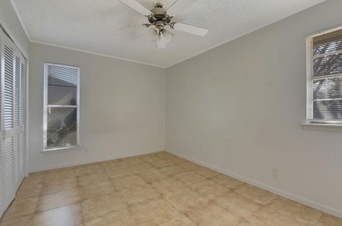 3605 Bryn Mawr Dr, Irving TX  75062-4531 exterior