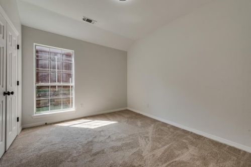 1412 Melody Ln, Carrollton TX  75006-2973 exterior