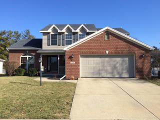 1808 Oak Park Dr, Champaign, IL 61822-5275