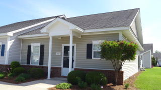 307 Moss Creek Ln, Brunswick, GA 31520-2216