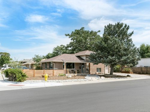 6505 54th Pl, Arvada CO  80002-3813 exterior