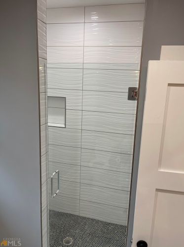 5410 High Point Rd, Atlanta GA  30342-1447 exterior