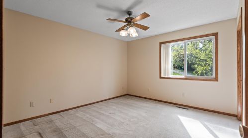 2242 Grospoint Ave, Saint Paul MN  55128-4402 exterior
