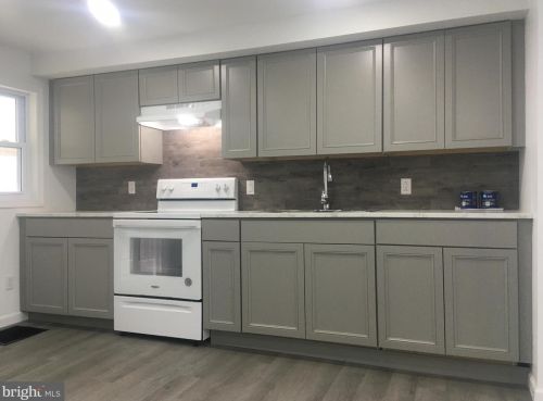 307 East St, Carlisle, PA 17013-2008