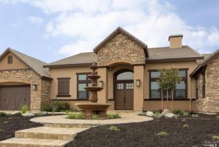 233 Rolling Sage Cir, Vacaville, CA 95688-9559