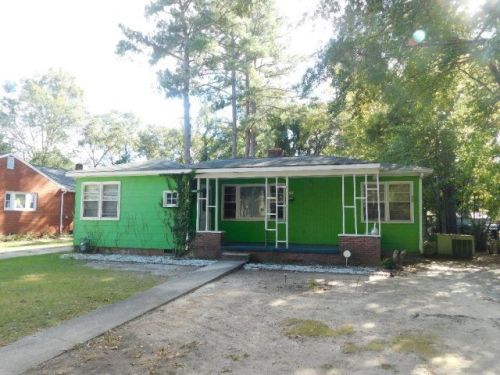 305 Scotland St, Maxton, NC 28364-2122