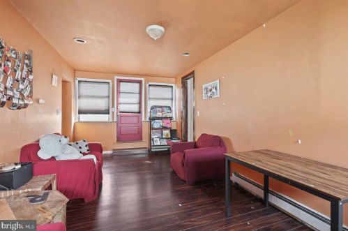 57 Taylor Ave, Trenton NJ  08610-3001 exterior