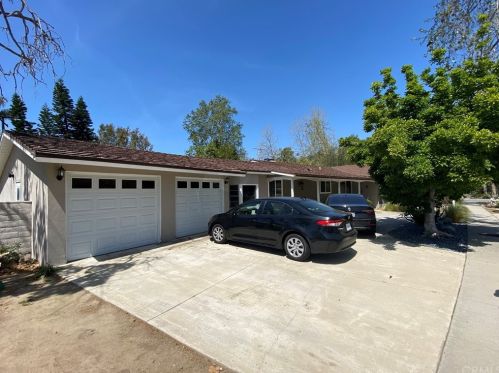 1102 Riviera Dr, Santa Ana CA 92706-1543 exterior