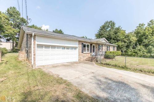 121 Napier Ave, Warner Robins, GA 31093-2925
