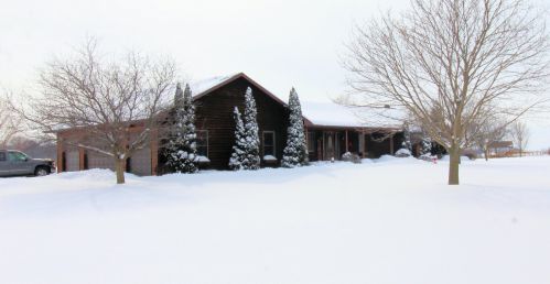 3872 7940n Rd, Manteno, IL 60950-3280