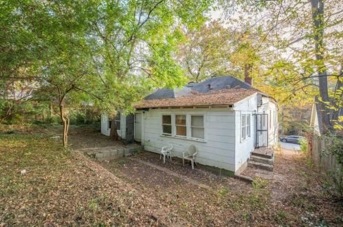 132 Flora Ave, Atlanta GA  30307-2714 exterior