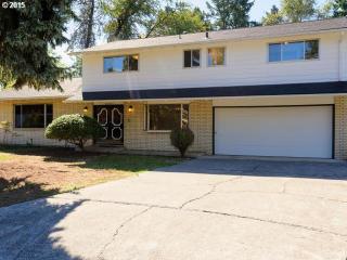 3011 Walta Vista Ct, Portland, OR 97267-5536