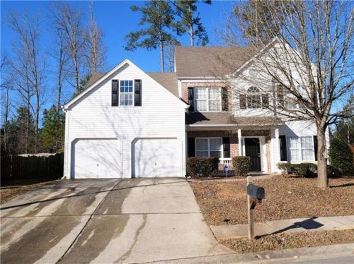 5729 Newnan Cir, Austell, GA 30106-3197