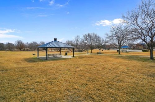 10716 Ambling Trl, Fort Worth TX  76108-6943 exterior