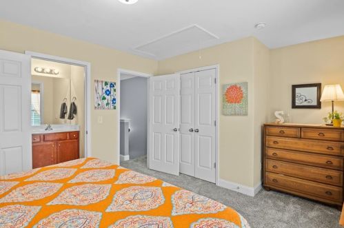 3779 Shadow Ridge Dr, High Point NC  27265-8406 exterior