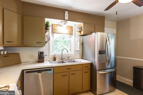 940 Rolridge Ave, Lancaster PA  17603 exterior