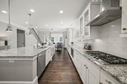 3496 Brookleigh Ln, Atlanta GA  30319-2218 exterior