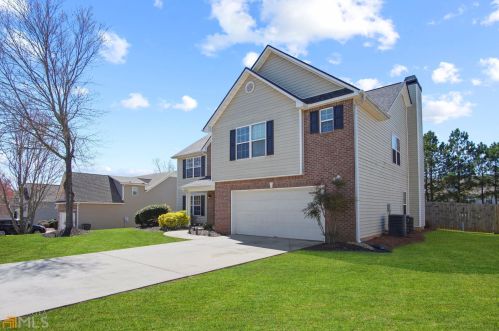 3315 Bridle Brook Dr, Auburn, GA 30011-2439