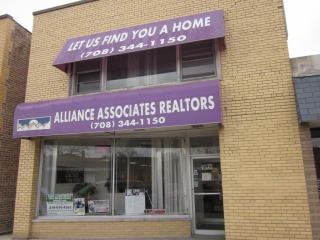 2122 17th Ave, Broadview, IL 60155-3020