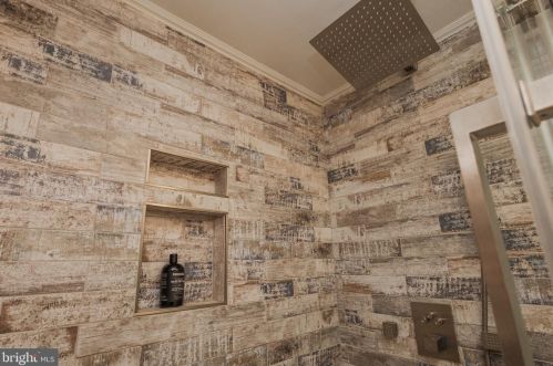 49 Pileated Woodpecker Ln, Hedgesville WV  25427-5384 exterior