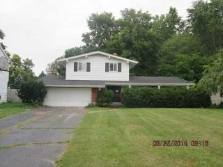 1844 Cherrylawn Dr, Toledo OH  43614-3501 exterior