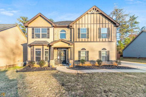 4042 Villagewood Ln, Ellenwood, GA 30294-5720