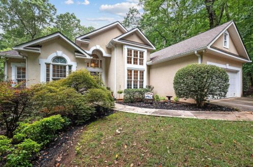 531 Crabapple Rd, Clarkesville, GA 30523-1306
