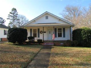 819 B St, Kannapolis, NC 28081-3448