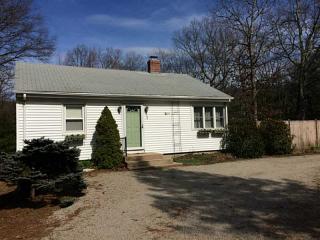 198 Carpenter Rd, Scituate, RI 02831-1608