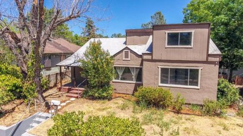 1333 Orange Ave, Redding, CA 96001-1560