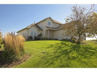 1701 Park Point Rd, Minnetrista, MN 55387