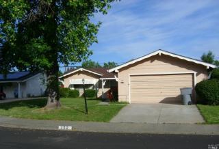 152 Rainier Cir, Vacaville, CA 95687-3310