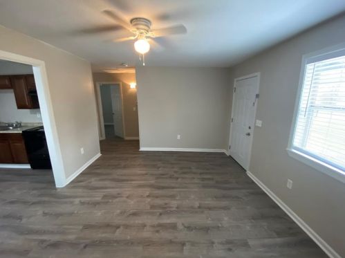 6415 Godfrey Ave, Dallas TX  75217-5033 exterior