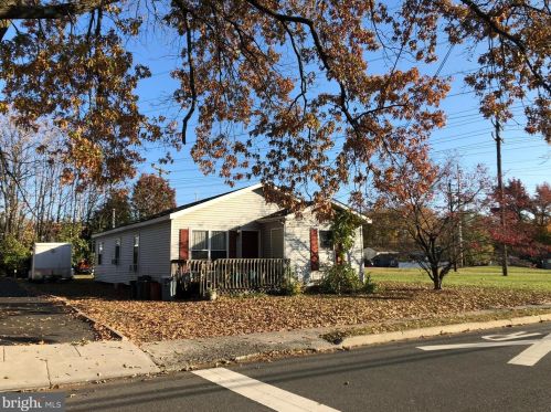 10 Park Ave, Gloucester, NJ 08030-1362