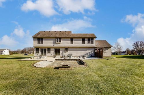 5253 Hearthstone Dr, Springfield OH  45502-8364 exterior