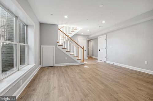 9111 Sligo Crk Pkwy, Silver Spring MD 20901-3361 exterior