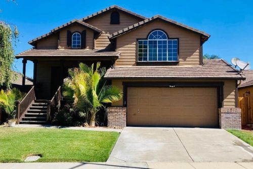 1931 Diamond Oak Way, Manteca, CA 95336-9124