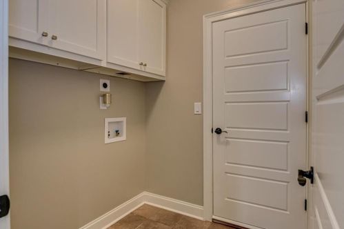 1045 Peninsula Xing, Evans GA  30809-4330 exterior
