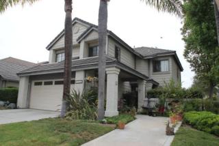 1738 Spyglass Cir, Vista, CA 92081-8950
