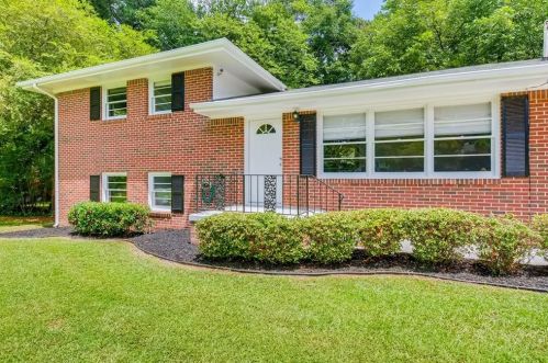 3536 Terri Lynn Ct, Tucker, GA 30084-7028