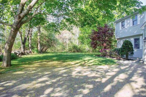 404 Portland Ave, Portsmouth, NH 03869-5906