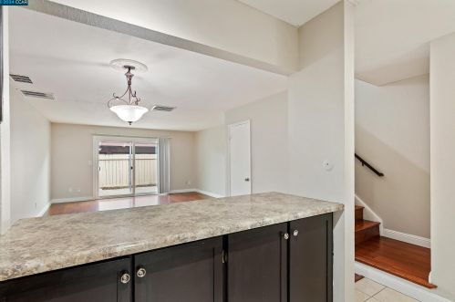 1512 Parkwood Pl, Concord CA  94521-2201 exterior