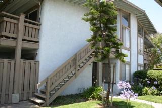 20606 Vermont Ave, Torrance CA 90502-1565 exterior
