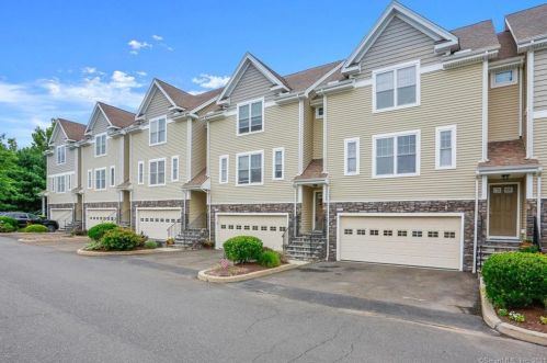 148 Kyles Way, Huntington, CT 06484-6614