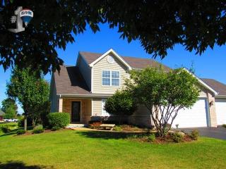 26327 Evergreen Ln, Minooka, IL 60410-5539