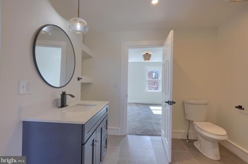 21 Mary St, Lancaster PA  17603-3424 exterior