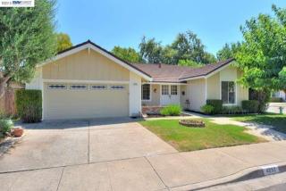 4892 Ganner Ct, Pleasanton, CA 94566-4626