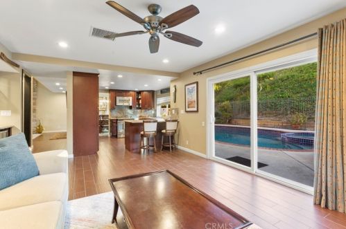 752 Fairway Ln, Anaheim CA  92807-4802 exterior